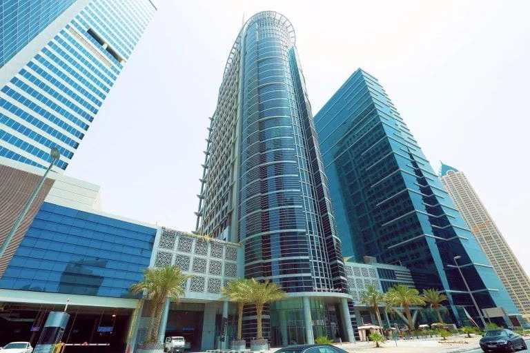 Silver-Tower-01-768×512-1