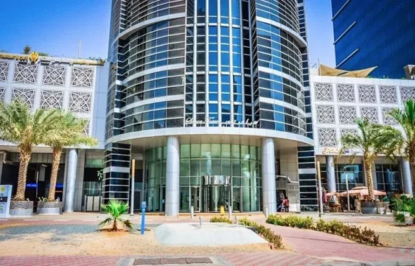 Silver-Tower-02-768×480-1